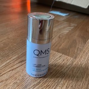 QMS lip line corrector.